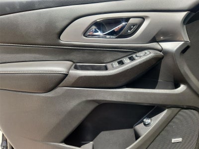 2023 Chevrolet TRAVERSE LT