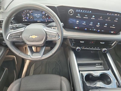 2025 Chevrolet Suburban LS