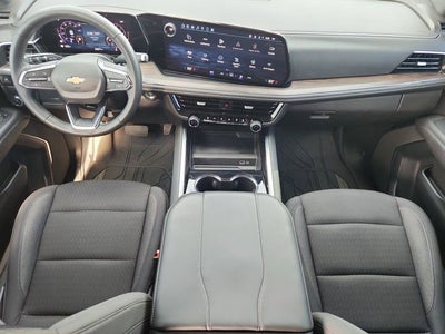 2025 Chevrolet Suburban LS