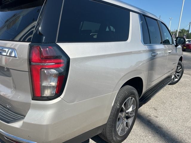 2023 Chevrolet Suburban LT
