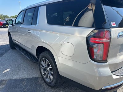 2023 Chevrolet Suburban LT