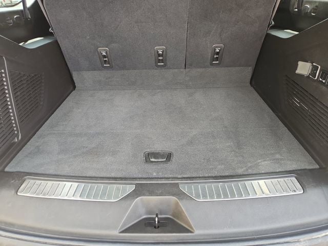 2021 Chevrolet Suburban RST