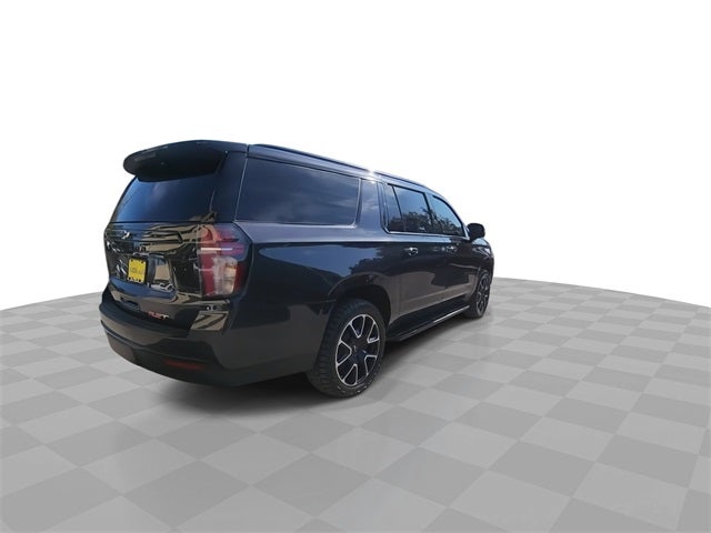 2023 Chevrolet Suburban RST