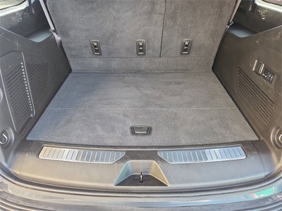 2021 Chevrolet Suburban RST