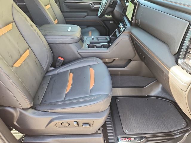 2025 GMC Sierra 2500HD AT4