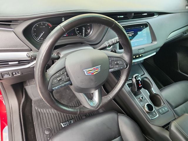 2021 Cadillac XT4 Premium Luxury