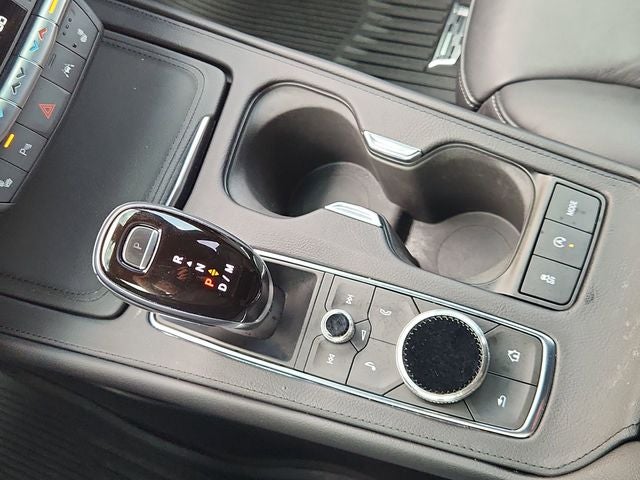 2021 Cadillac XT4 Premium Luxury