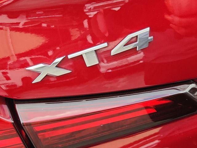 2021 Cadillac XT4 Premium Luxury