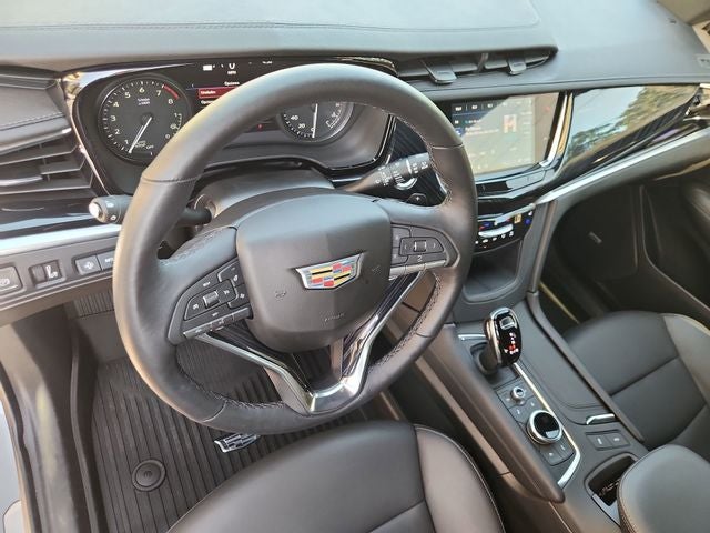 2025 Cadillac XT6 Premium Luxury