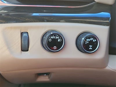 2018 Cadillac Escalade Platinum Edition