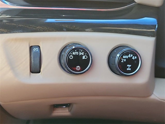 2018 Cadillac Escalade Platinum Edition