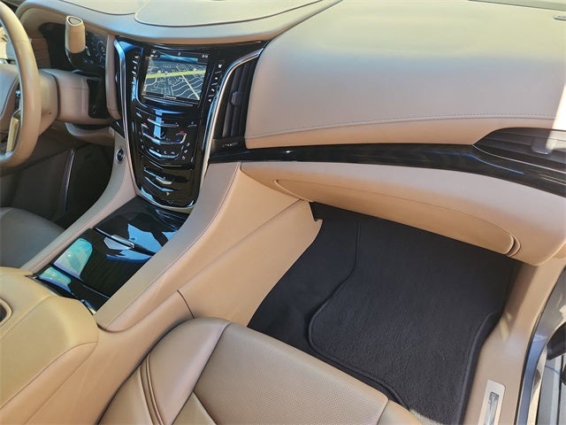 2018 Cadillac Escalade Platinum Edition