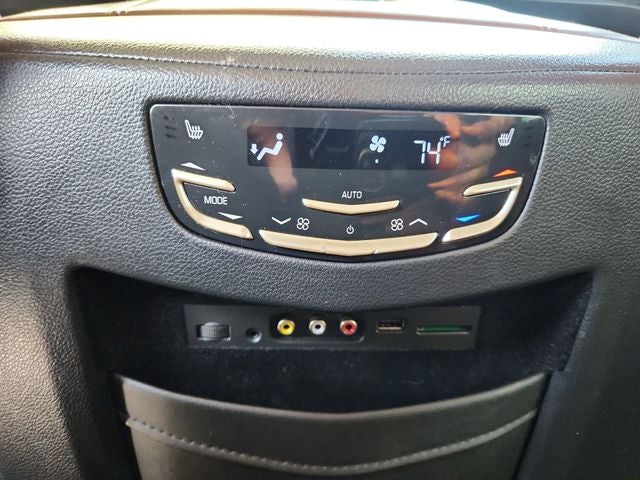 2016 Cadillac Escalade ESV Luxury