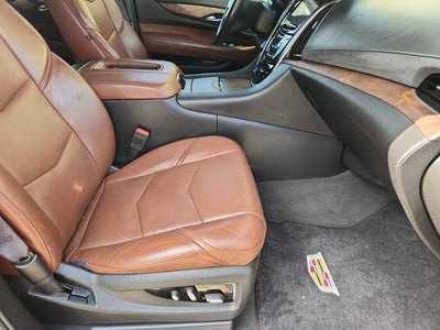 2016 Cadillac Escalade ESV Luxury