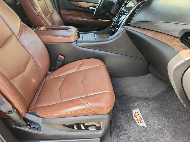 2016 Cadillac Escalade ESV Luxury