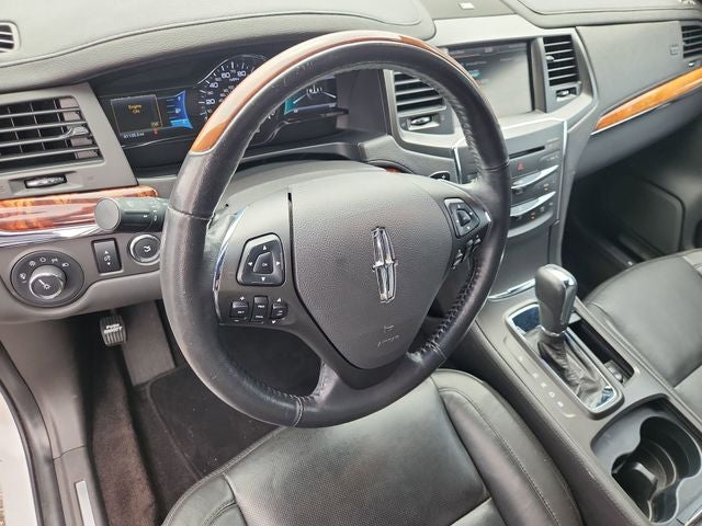 2013 Lincoln MKS Base