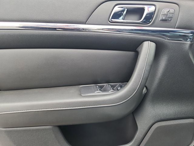 2013 Lincoln MKS Base