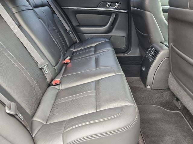 2013 Lincoln MKS Base