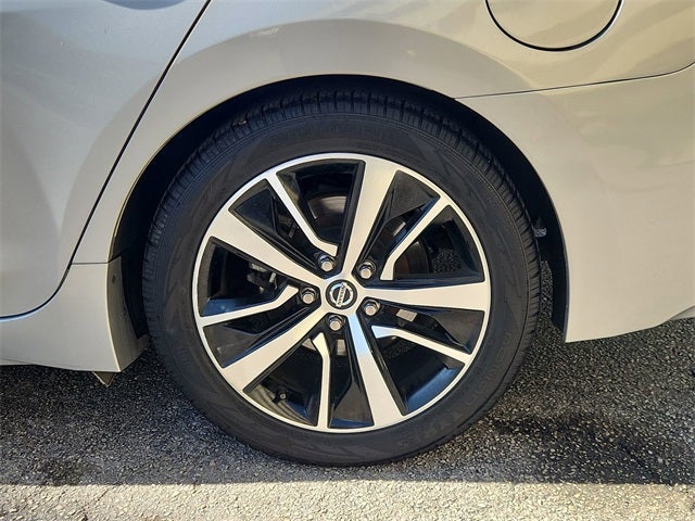 2021 Nissan Maxima SV