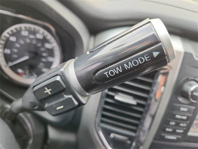 2018 Nissan Titan SV