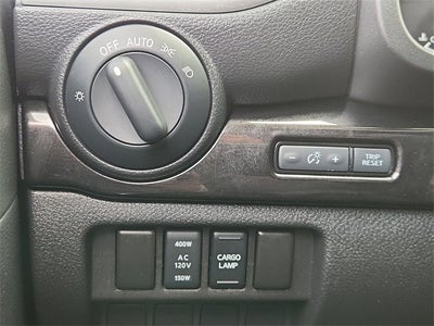 2018 Nissan Titan SV