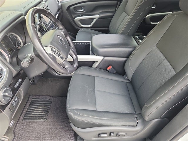 2018 Nissan Titan SV