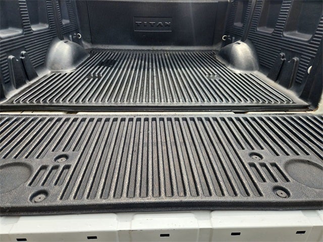 2018 Nissan Titan SV