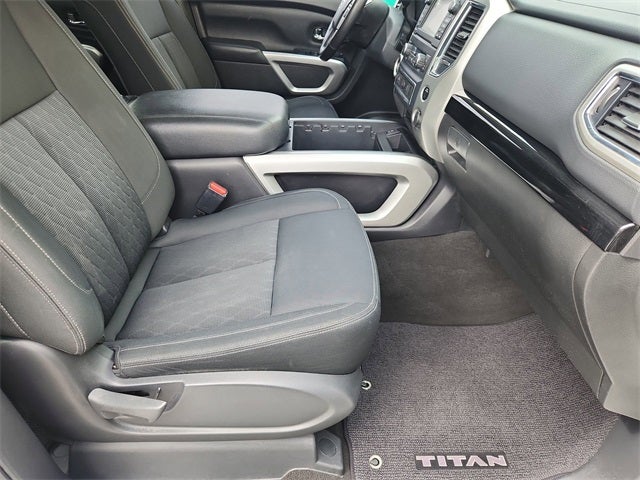 2018 Nissan Titan SV