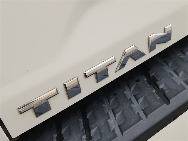 2018 Nissan Titan SV