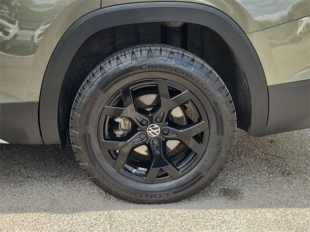 2024 Volkswagen Atlas 2.0T Peak Edition SE w/Technology