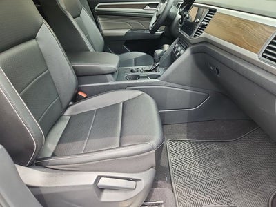 2021 Volkswagen Atlas 3.6L V6 SE w/Technology