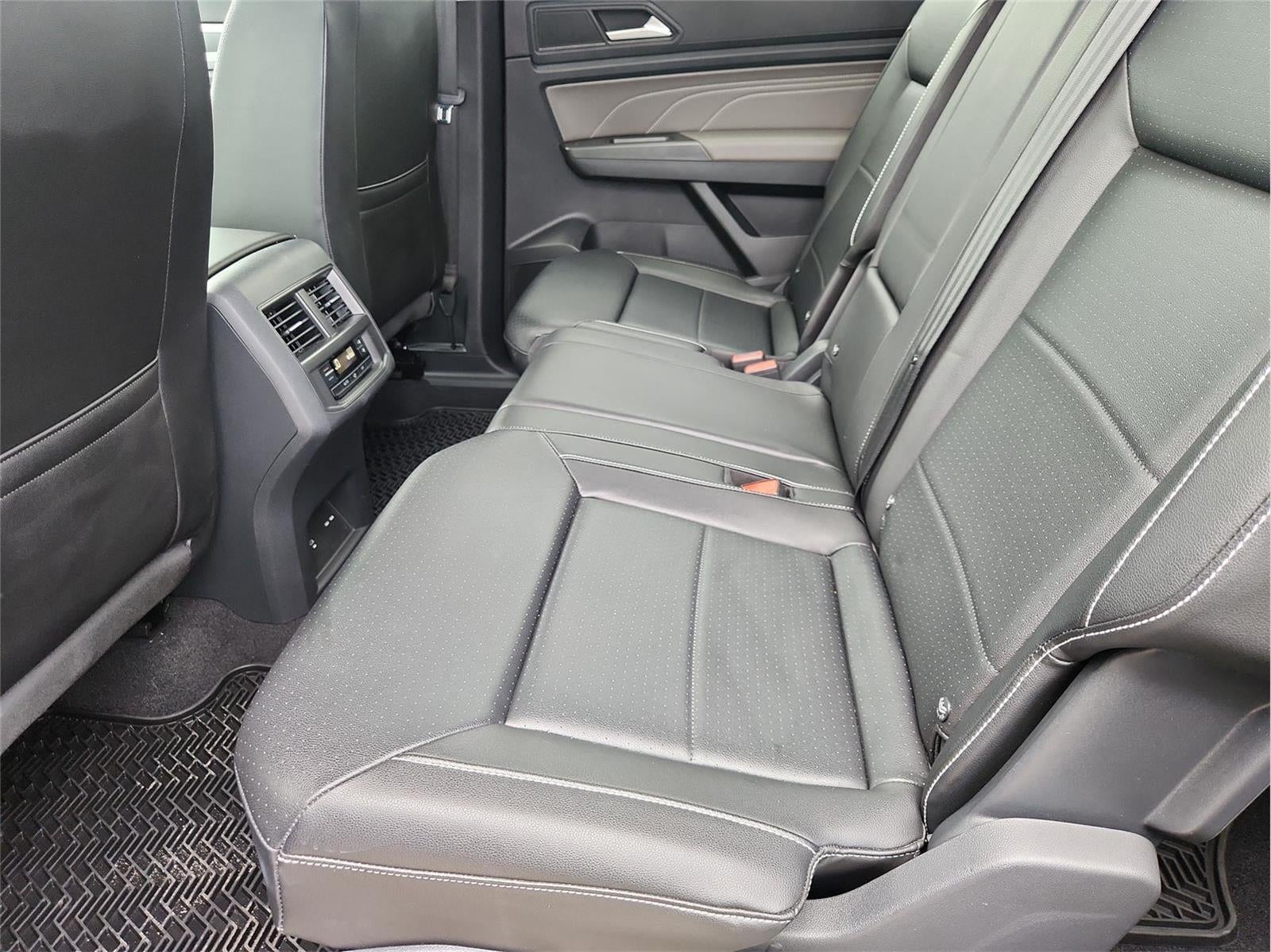 2023 Volkswagen Atlas 3.6L V6 SEL R-Line Black