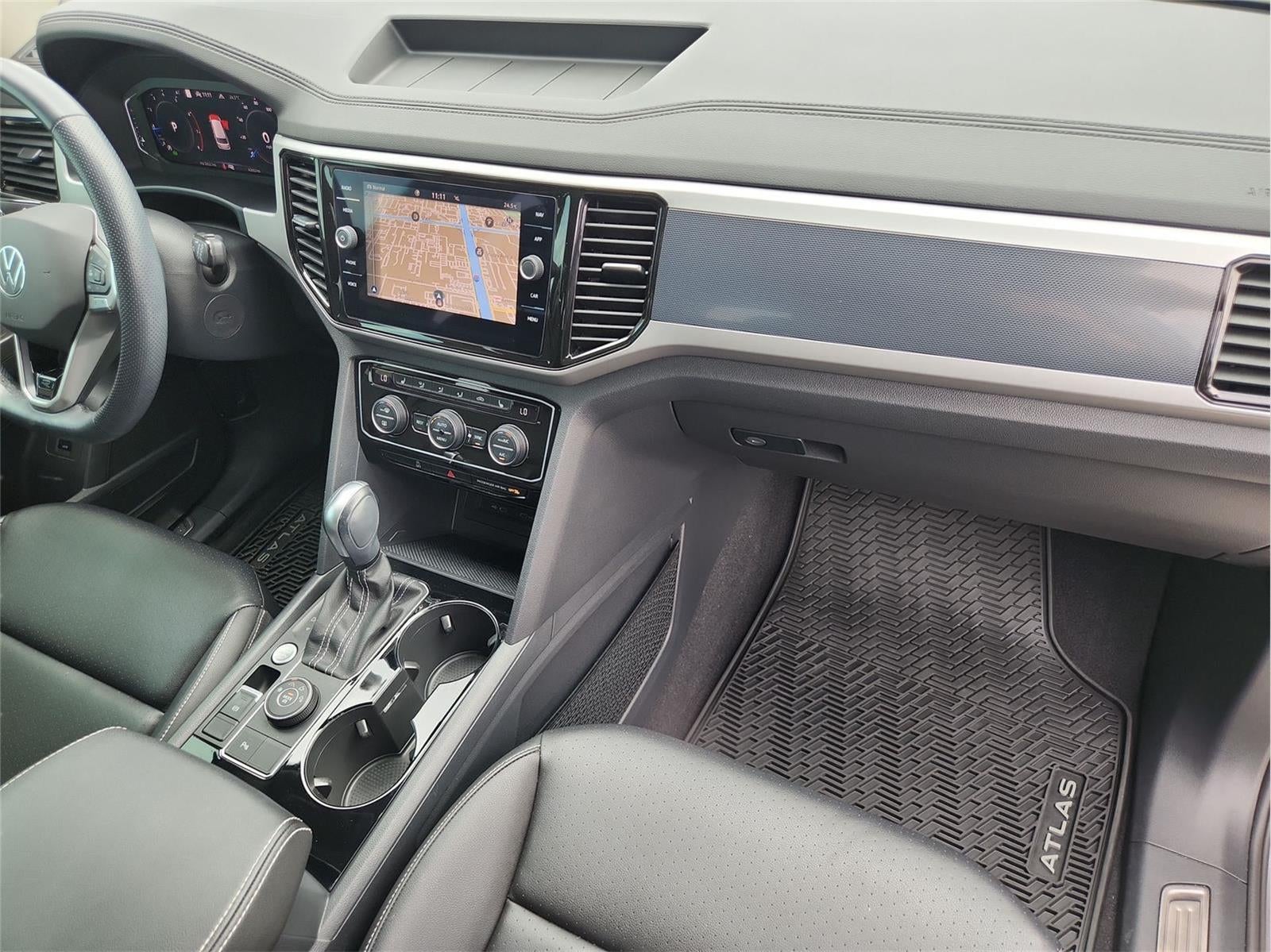 2023 Volkswagen Atlas 3.6L V6 SEL R-Line Black