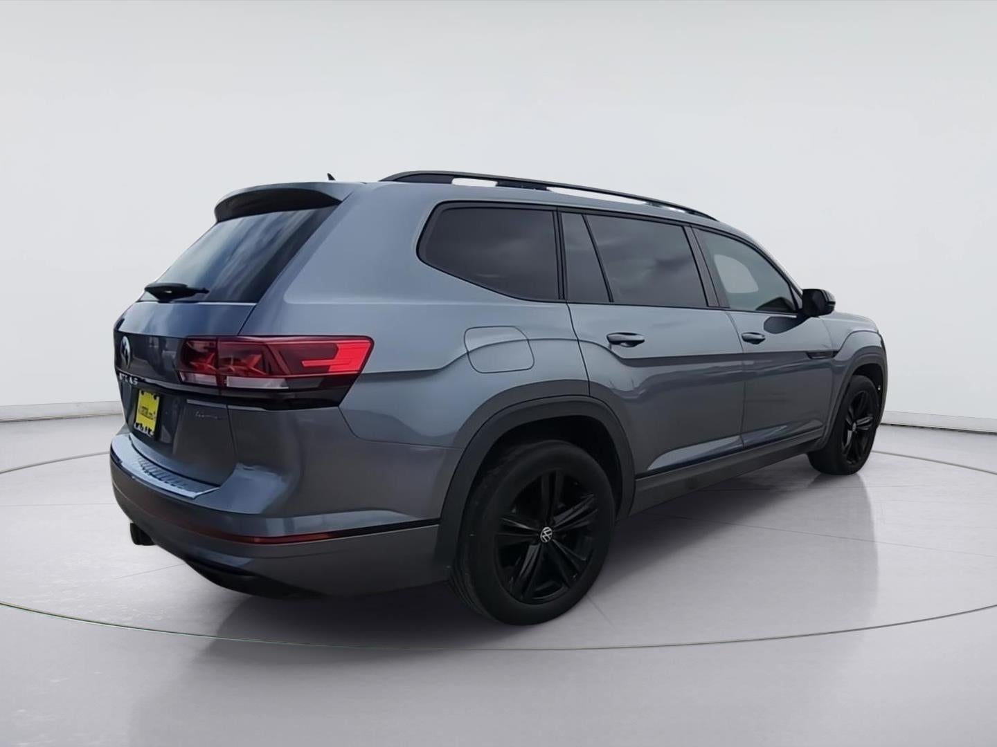 2023 Volkswagen Atlas 3.6L V6 SEL R-Line Black