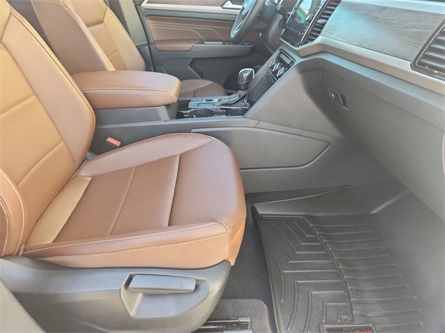 2023 Volkswagen Atlas 2.0T SE w/Technology