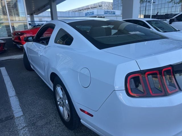 2014 Ford Mustang V6