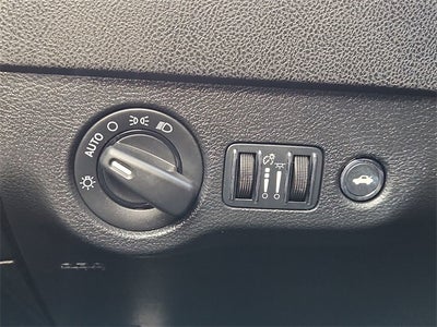 2016 Dodge Charger SE