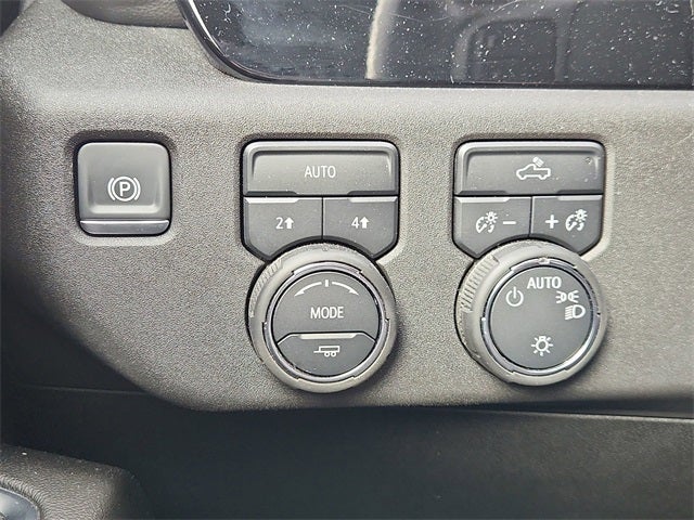 2025 Chevrolet Silverado 1500 LT LT1