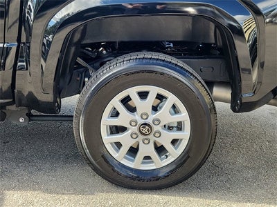 2025 Toyota Tacoma SR5