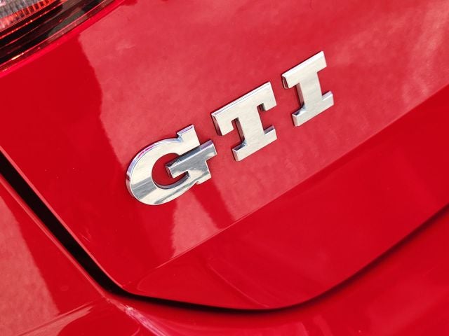 2018 Volkswagen Golf GTI 2.0T SE