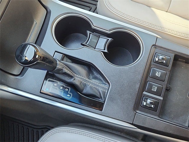 2015 Toyota Camry Hybrid LE