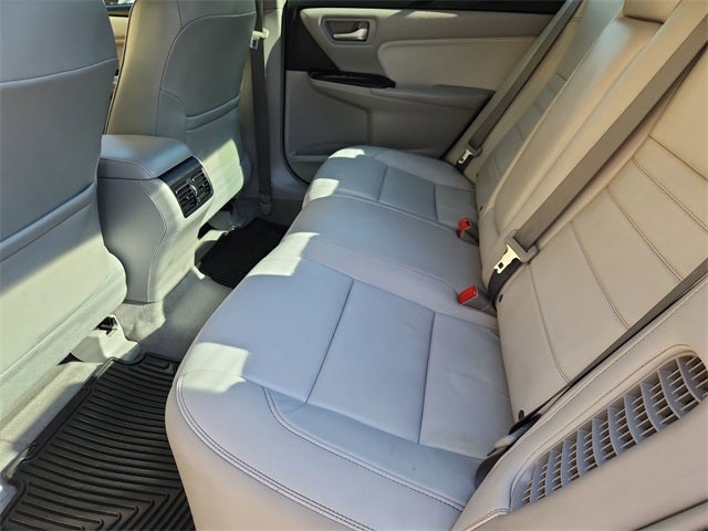 2015 Toyota Camry Hybrid LE