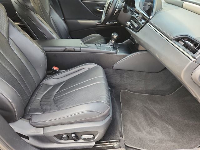 2022 Lexus ES 350 F Sport