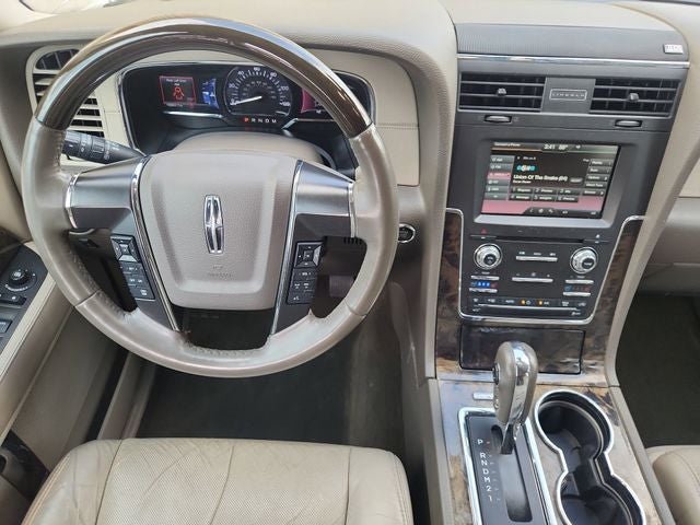 2015 Lincoln Navigator L Base
