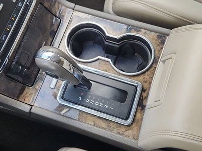 2015 Lincoln Navigator L Base