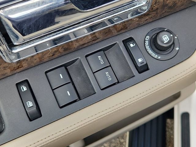 2015 Lincoln Navigator L Base