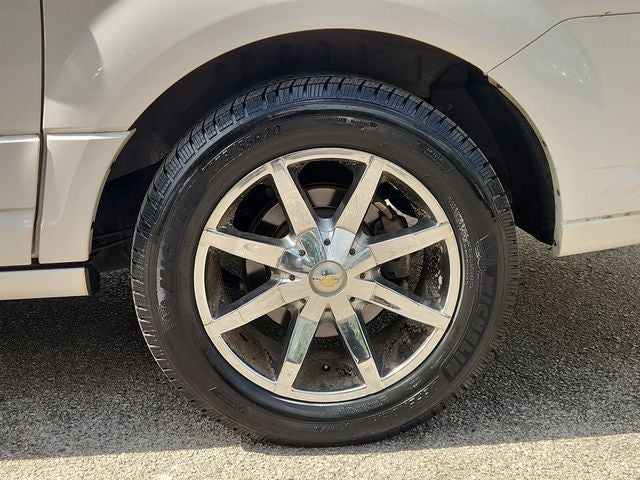 2015 Lincoln Navigator L Base