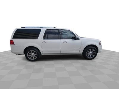 2015 Lincoln Navigator L Base