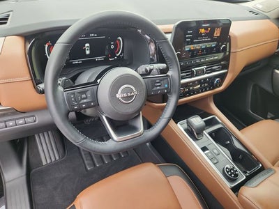 2023 Nissan Pathfinder Platinum