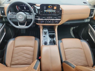 2023 Nissan Pathfinder Platinum